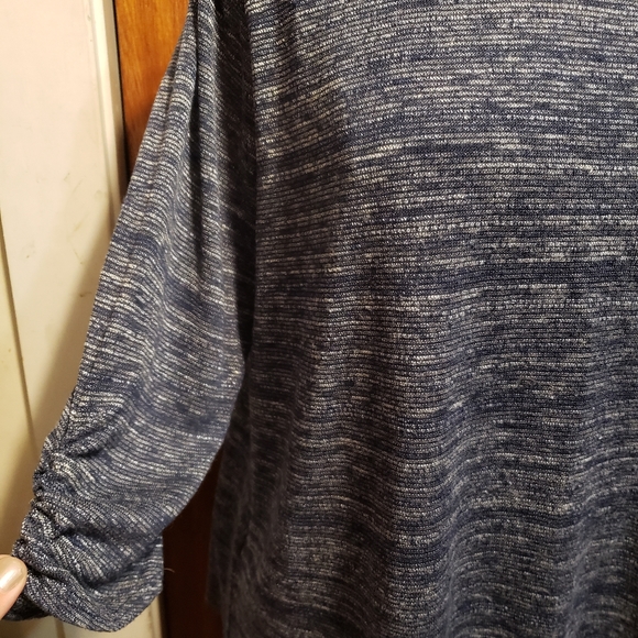 iZ Byer 3xl 3/4 sleeve lightweight top - Picture 4 of 8